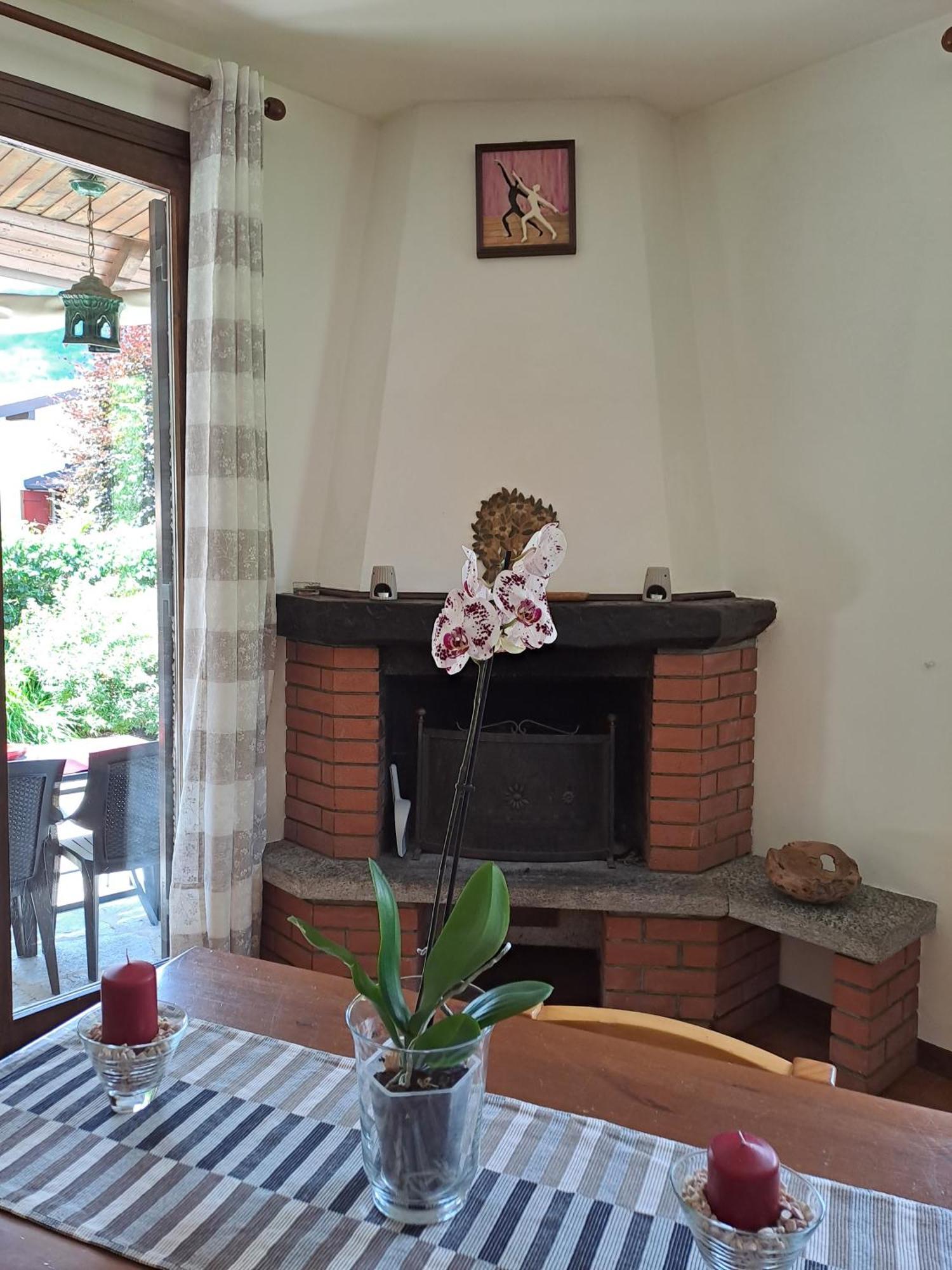 Villetta Singola Con Giardino Cottage Ghisallo Zona Bellagio Magreglio Extérieur photo