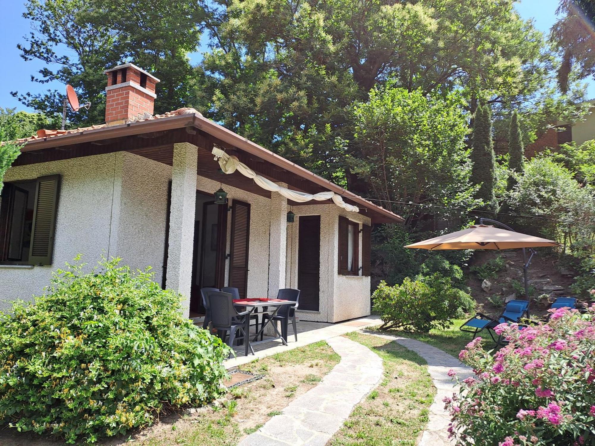 Villetta Singola Con Giardino Cottage Ghisallo Zona Bellagio Magreglio Extérieur photo